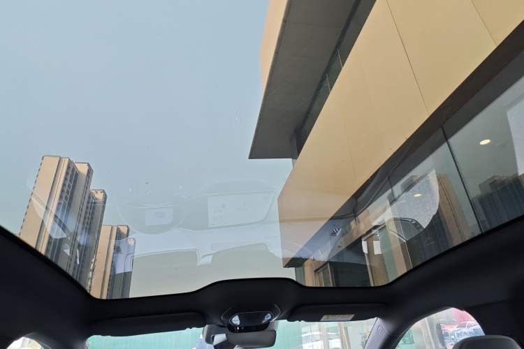 Used Hongqi EH7 2025 640 All-Wheel Drive Smart Selection Edition Headliner
