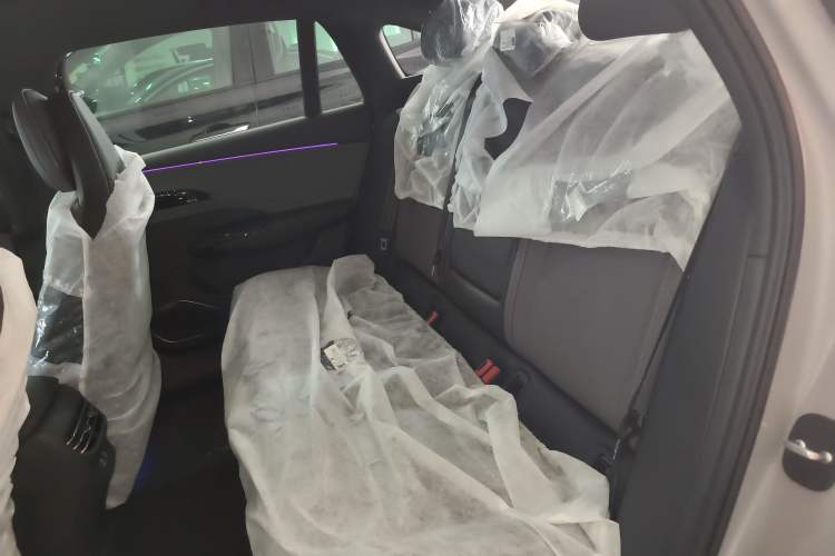 Used Hongqi EH7 2025 600 Smart Selection Edition Interior 4