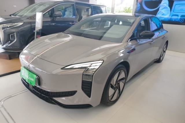 Used Hongqi EH7 2025 640 All-Wheel Drive Smart Selection Edition