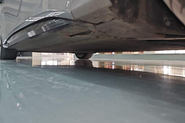 Used Hongqi EH7 2025 640 All-Wheel Drive Smart Selection Edition Right Side Sill