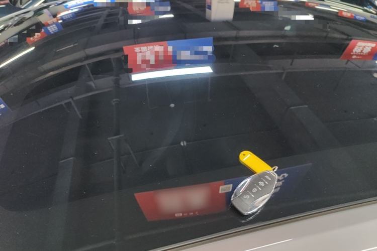 Used Hongqi EH7 2025 640 All-Wheel Drive Smart Selection Edition Roof