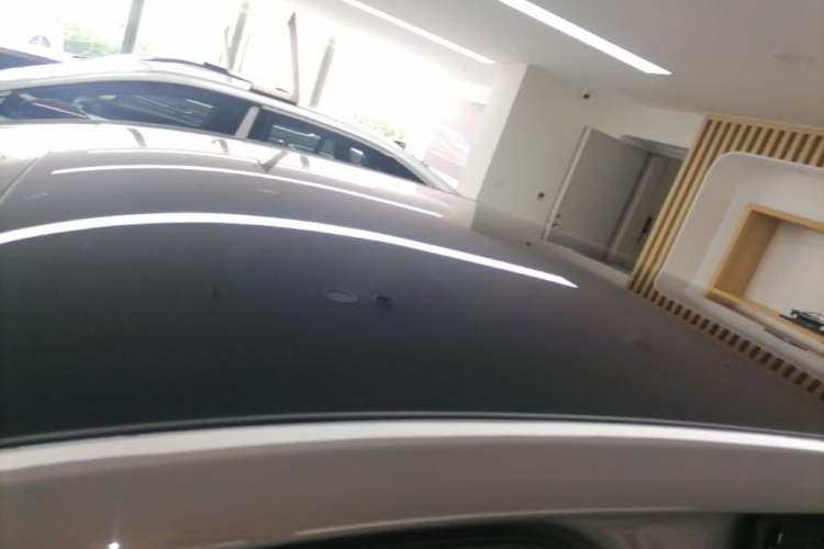 Used Hongqi EH7 2025 640 All-Wheel Drive Smart Selection Edition Roof