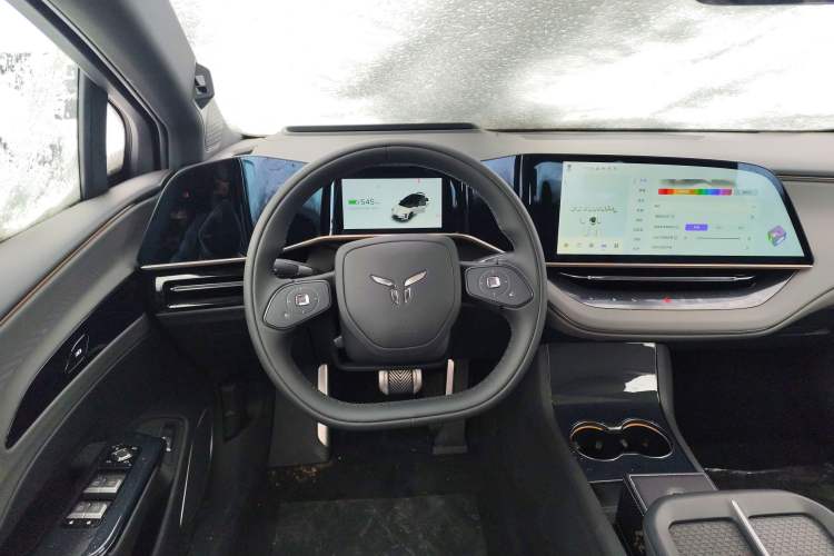 Used Hongqi EH7 2025 640 All-Wheel Drive Smart Selection Edition Steering Wheel