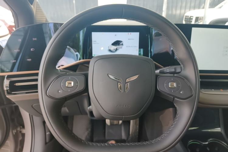 Used Hongqi EH7 2025 640 All-Wheel Drive Smart Selection Edition Steering Wheel