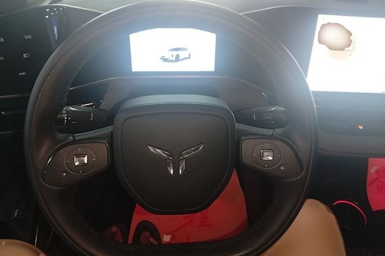 Used Hongqi EH7 2025 640 All-Wheel Drive Smart Selection Edition Steering Wheel