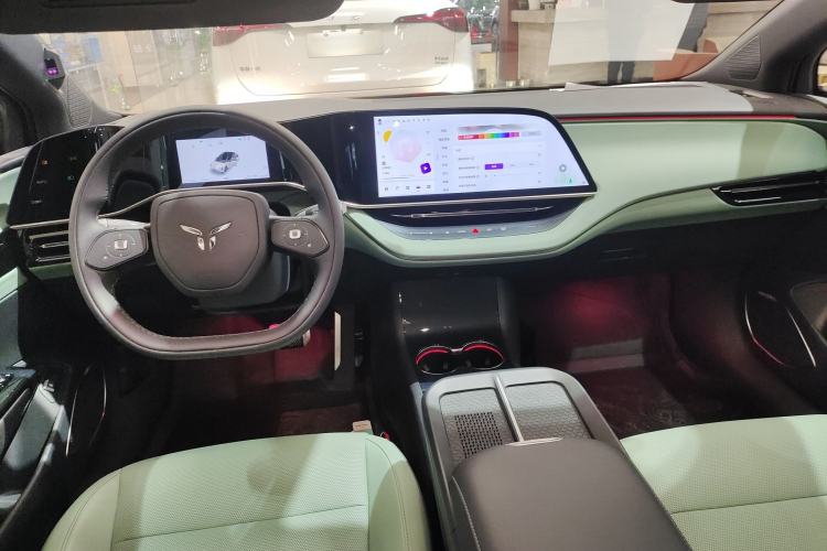 Used Hongqi EH7 2025 600 Smart Selection Edition Center Console