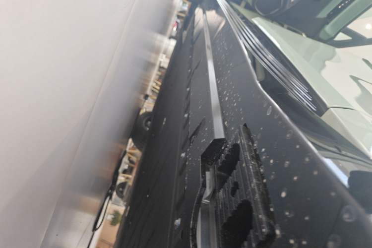 Used Hongqi EH7 2025 690 Smart Selection Edition Chassis Rear Left