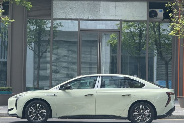 Used Hongqi EH7 2025 690 Smart Selection Edition Exterior 1