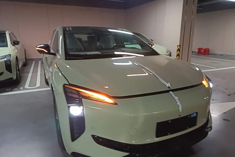 Used Hongqi EH7 2025 690 Smart Selection Edition Exterior 1