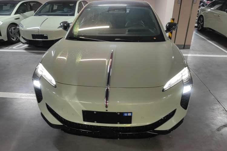 Used Hongqi EH7 2025 690 Smart Selection Edition Front