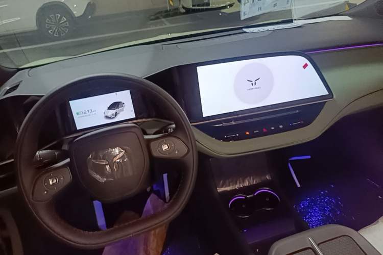 Used Hongqi EH7 2025 690 Smart Selection Edition Gear Lever