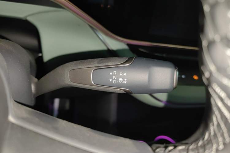Used Hongqi EH7 2025 690 Smart Selection Edition Gear Lever