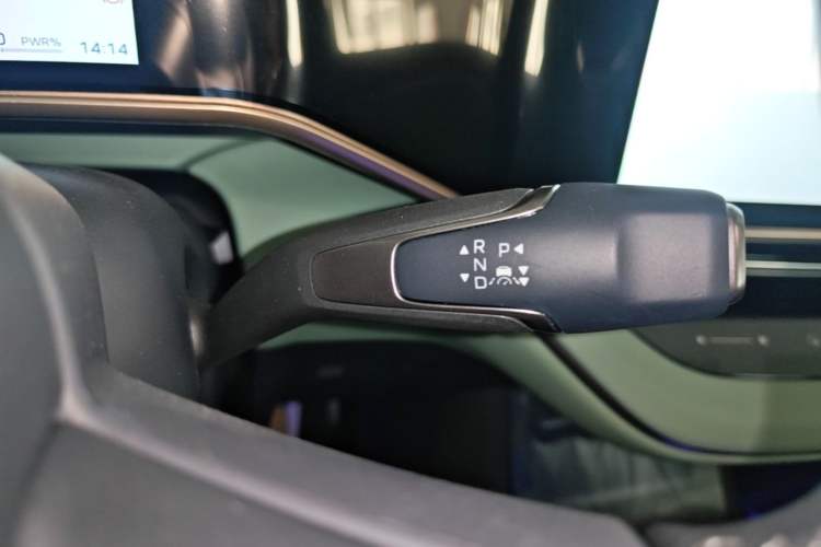 Used Hongqi EH7 2025 600 Smart Selection Edition Gear Lever