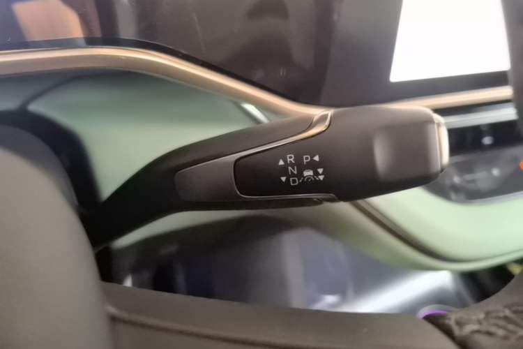 Used Hongqi EH7 2025 600 Smart Selection Edition Gear Lever