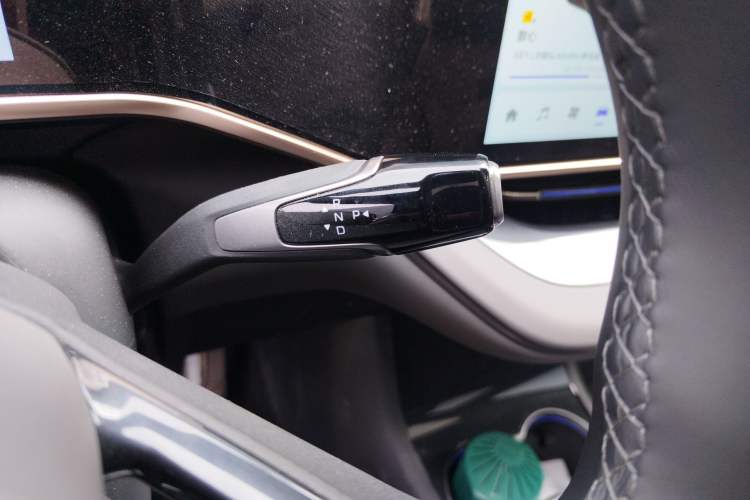 Used Hongqi EH7 2025 600 Smart Selection Edition Gear Lever