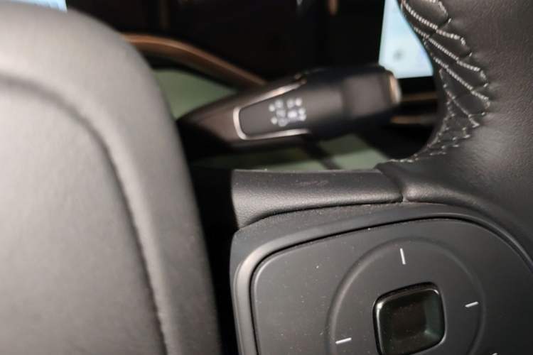 Used Hongqi EH7 2025 600 Smart Selection Edition Gear Lever