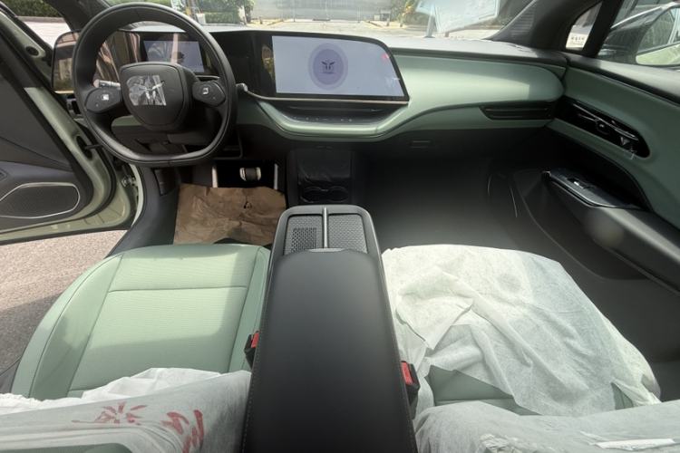 Used Hongqi EH7 2025 690 Smart Selection Edition Interior 2