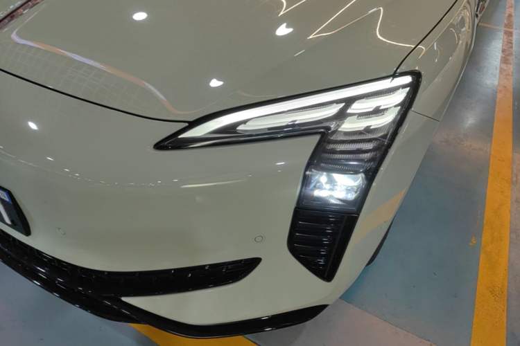 Used Hongqi EH7 2025 690 Smart Selection Edition Left Front Headlight