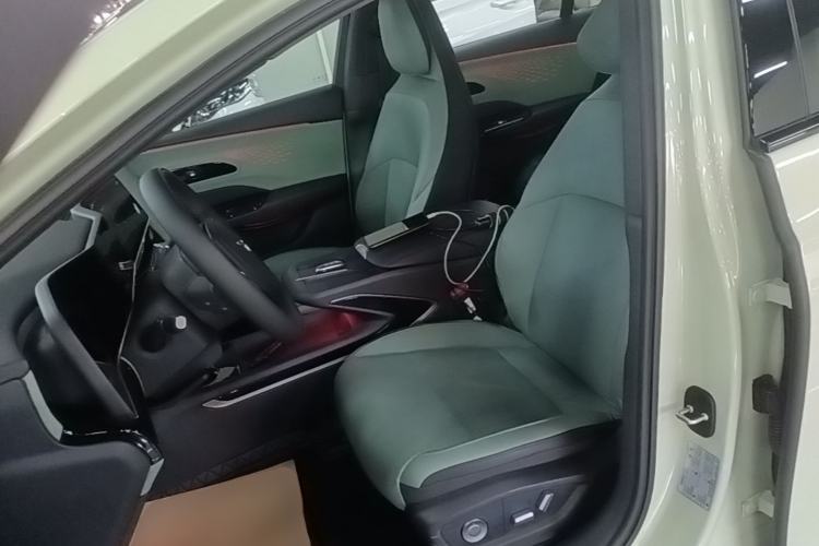 Used Hongqi EH7 2025 690 Smart Selection Edition Left Front Seat