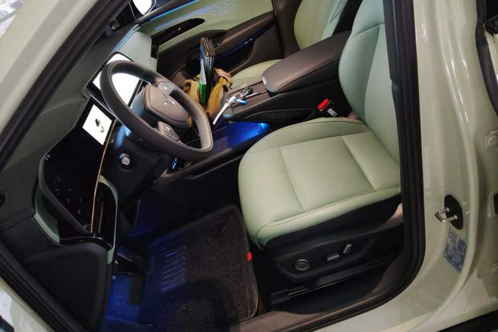 Used Hongqi EH7 2025 690 Smart Selection Edition Left Front Seat