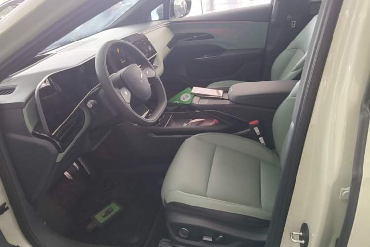 Used Hongqi EH7 2025 690 Smart Selection Edition Left Front Seat