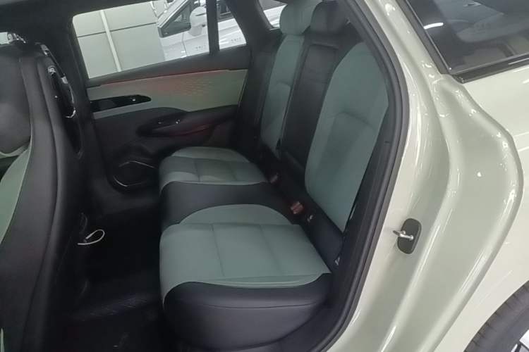 Used Hongqi EH7 2025 690 Smart Selection Edition Left Rear Seat