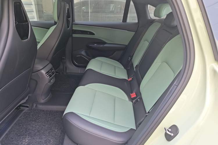 Used Hongqi EH7 2025 690 Smart Selection Edition Left Rear Seat