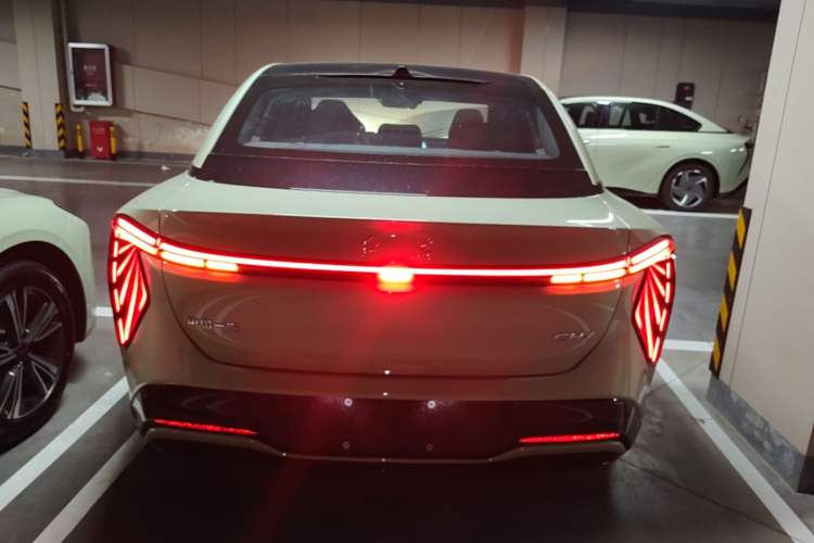 Used Hongqi EH7 2025 690 Smart Selection Edition Rear