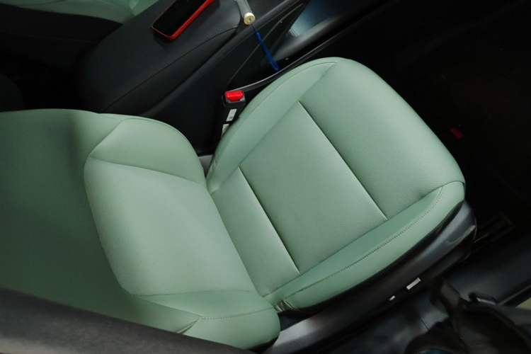 Used Hongqi EH7 2025 600 Smart Selection Edition Right Front Seat