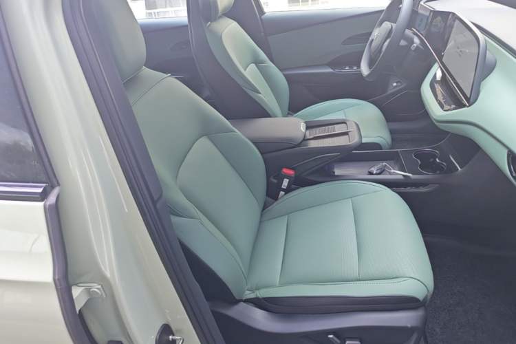 Used Hongqi EH7 2025 690 Smart Selection Edition Right Front Seat