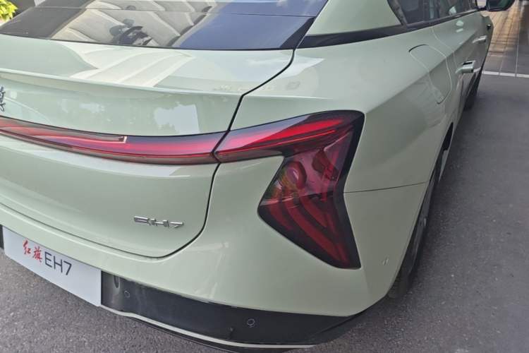 Used Hongqi EH7 2025 690 Smart Selection Edition Right Rear Taillight