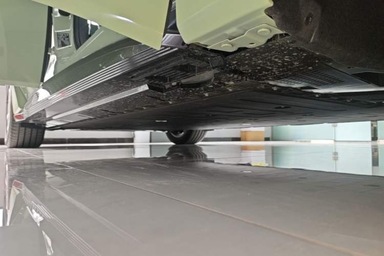 Used Hongqi EH7 2025 690 Smart Selection Edition Right Side Sill