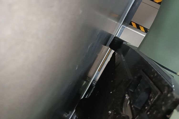 Used Hongqi EH7 2025 690 Smart Selection Edition Right Side Sill