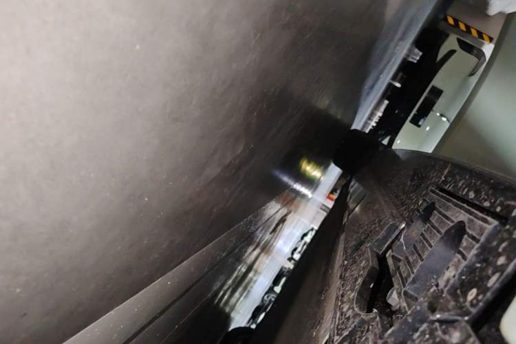 Used Hongqi EH7 2025 600 Smart Selection Edition Right Side Sill