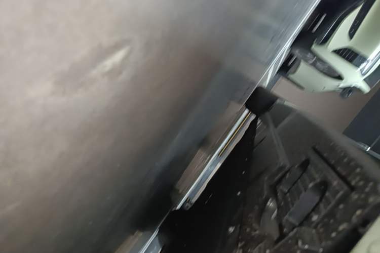Used Hongqi EH7 2025 690 Smart Selection Edition Right Side Sill