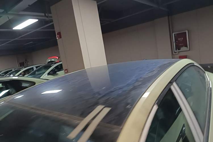 Used Hongqi EH7 2025 690 Smart Selection Edition Roof