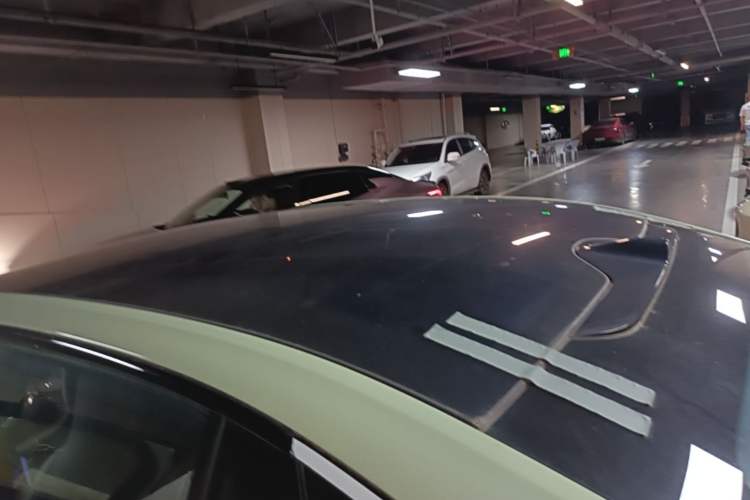 Used Hongqi EH7 2025 690 Smart Selection Edition Roof