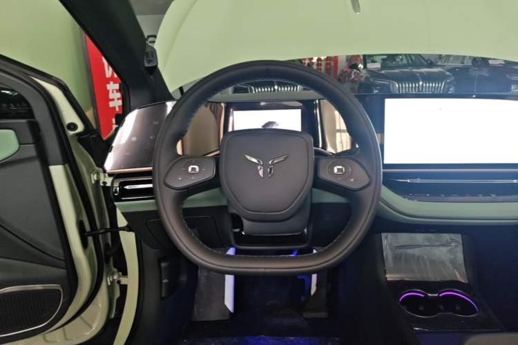 Used Hongqi EH7 2025 600 Smart Selection Edition Steering Wheel