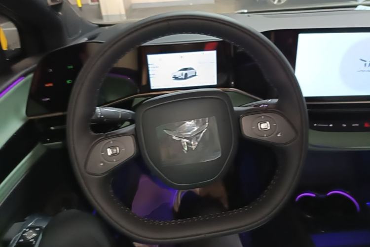 Used Hongqi EH7 2025 690 Smart Selection Edition Steering Wheel