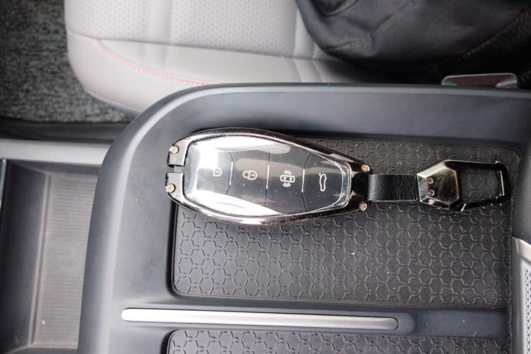Used Hongqi EH7 2025 600 Smart Selection Edition Vehicle Key