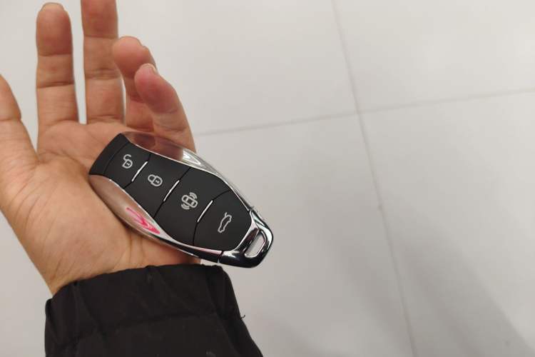 Used Hongqi EH7 2025 690 Smart Selection Edition Vehicle Key