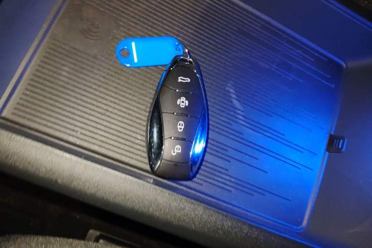 Used Hongqi EH7 2025 600 Smart Selection Edition Vehicle Key