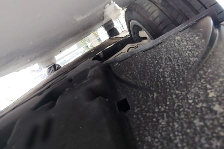 Used Hongqi EH7 2025 640 All-Wheel Drive Smart Selection Edition Chassis Front
