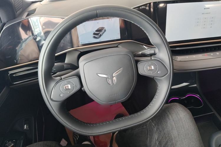 Used Hongqi EH7 2025 640 All-Wheel Drive Smart Selection Edition Steering Wheel