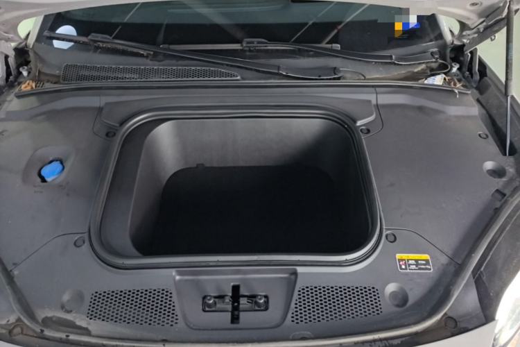 Used Hongqi EH7 2025 640 All-Wheel Drive Smart Selection Edition Engine Bay