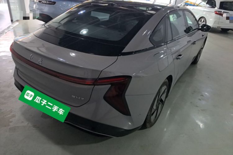 Used Hongqi EH7 2025 640 All-Wheel Drive Smart Selection Edition Rear Right 45 Deg