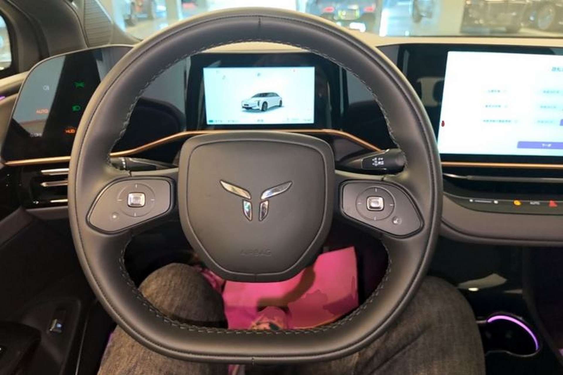 Used Hongqi EH7 2025 640 All-Wheel Drive Smart Selection Edition Steering Wheel