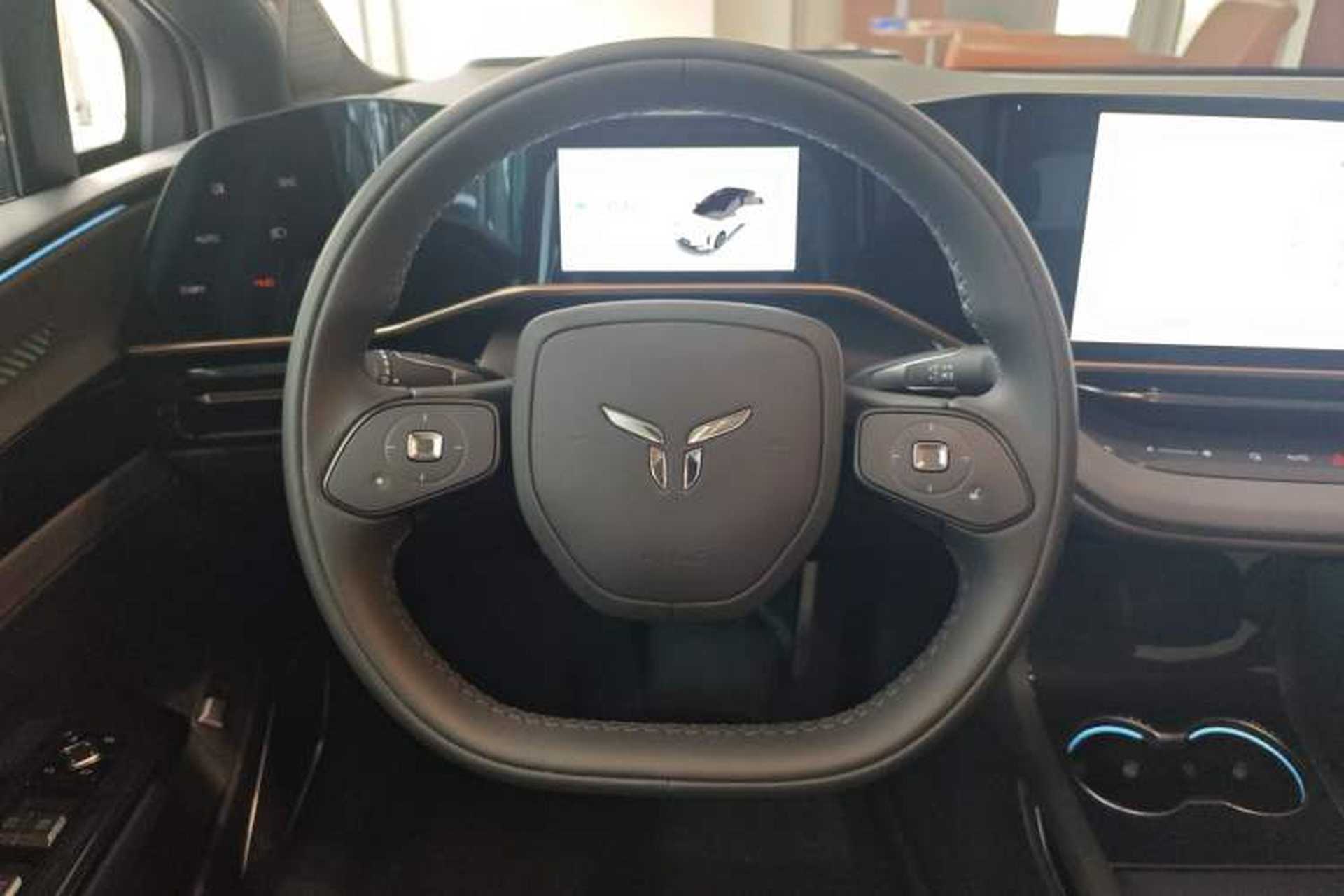 Used Hongqi EH7 2025 640 All-Wheel Drive Smart Selection Edition Steering Wheel