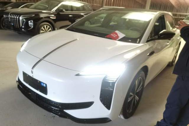 Used Hongqi EH7 2025 600 Smart Selection Edition
