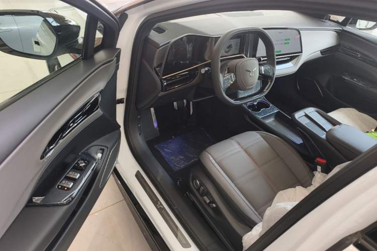 Used Hongqi EH7 2025 690 Smart Selection Edition Driver Seat